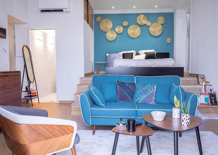 Nid D'Amour # Vue Mer - Plage Et Port A Pied - Evasion De Reve アパート カンヌ