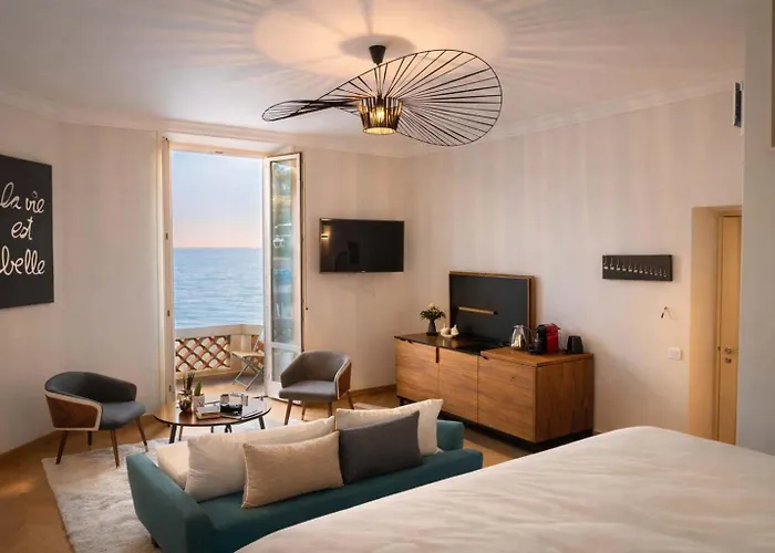 Nid D'amour # Vue - Et Port A Pied - Evasion De Reve *